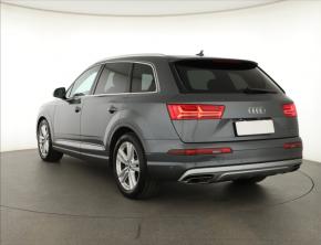 Audi Q7  3.0 TDI S-Line 