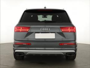 Audi Q7  3.0 TDI S-Line 