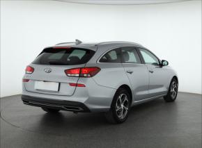 Hyundai i30  1.5 T-GDI MHEV Smart 