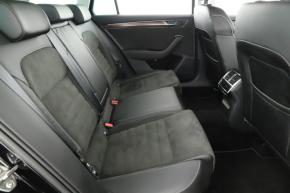 Škoda Superb  2.0 TDI Scout 