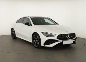 Mercedes-Benz CLA  180 AMG 