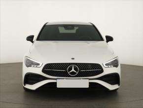 Mercedes-Benz CLA  180 AMG 