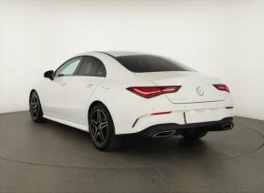 Mercedes-Benz CLA  180 AMG 