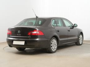 Škoda Superb  2.0 TDI Elegance 