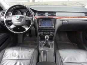 Škoda Superb  2.0 TDI Elegance 