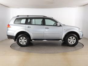 Mitsubishi Pajero Sport  2.5 TD 