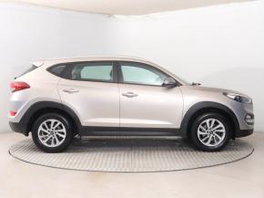 Hyundai Tucson  1.7 CRDi 