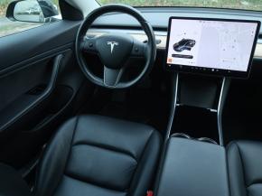 Tesla Model 3  Long Range 4WD 76kWh 