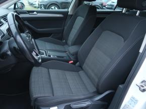 Volkswagen Passat  1.6 TDI Business 