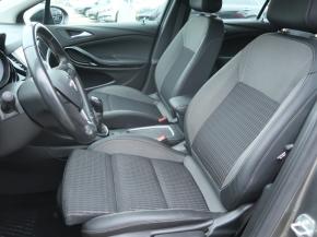 Opel Astra  1.5 CDTI 