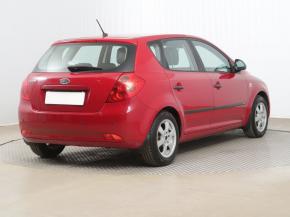 Kia Ceed  1.4 CVVT 