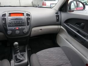 Kia Ceed  1.4 CVVT 