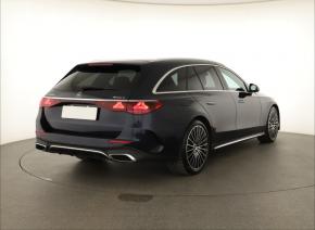 Mercedes-Benz E  E 220 d 4MATIC AMG 