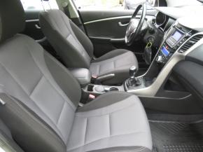 Hyundai i30  1.6 MPI 