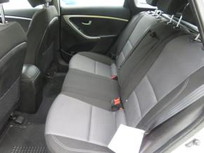 Hyundai i30  1.6 MPI 