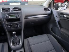 Volkswagen Golf  1.6 TDI 