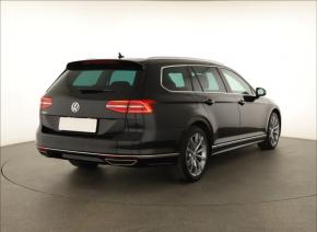 Volkswagen Passat  2.0 TDI R-Line 