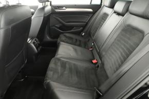 Volkswagen Passat  2.0 TDI R-Line 