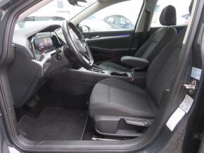 Volkswagen Golf  2.0 TDI 