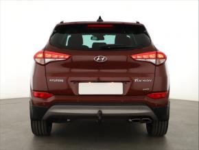 Hyundai Tucson  2.0 CRDi 