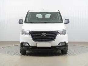 Hyundai H-1  2.5 CRDi 