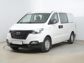 Hyundai H-1  2.5 CRDi 