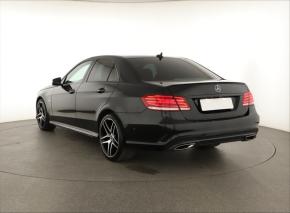 Mercedes-Benz E  E 220 BlueTEC AMG Paket 