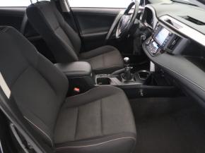 Toyota RAV 4  2.0 VVT-i Active 