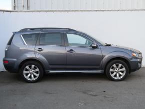 Mitsubishi Outlander  2.2 DI-D 