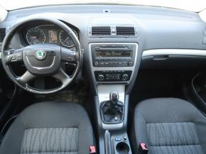 Škoda Octavia  1.6 TDI Elegance 