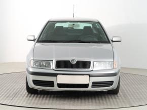 Škoda Octavia  1.6 Tour 