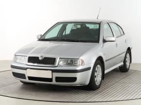 Škoda Octavia  1.6 Tour 