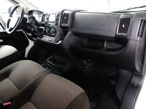 Peugeot Boxer  2.2 BlueHDi . 