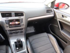 Volkswagen Golf  1.4 TSI 