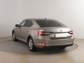 Škoda Superb  2.0 TDI Style 