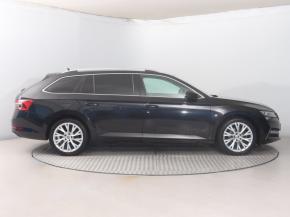 Škoda Superb  iV 1.4 TSI PHEV 