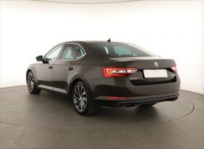 Škoda Superb  2.0 TSI 