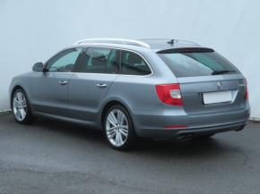 Škoda Superb  3.6 FSI V6 Elegance 