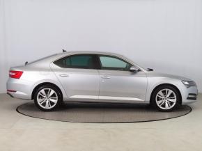 Škoda Superb  2.0 TDI Style 