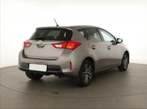 Toyota Auris  1.6 Valvematic 