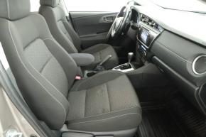 Toyota Auris  1.6 Valvematic 