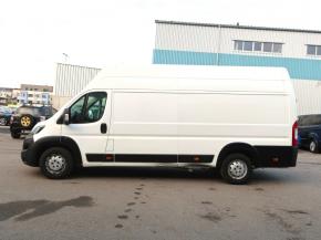 Peugeot Boxer  2.0 BlueHDi . 