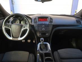 Opel Insignia  2.0 CDTI 