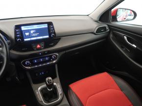 Hyundai i30  1.4 CVVT 