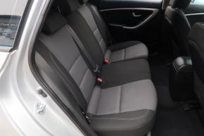 Hyundai i30  1.6 MPI 