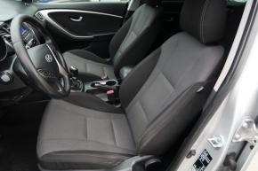 Hyundai i30  1.6 MPI 