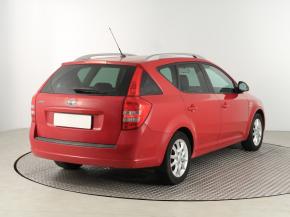 Kia Ceed  1.6 CVVT 