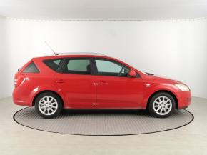 Kia Ceed  1.6 CVVT 