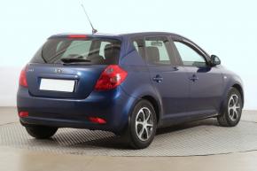 Kia Ceed  1.6 CRDi 