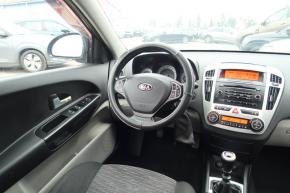 Kia Ceed  1.6 CRDi 